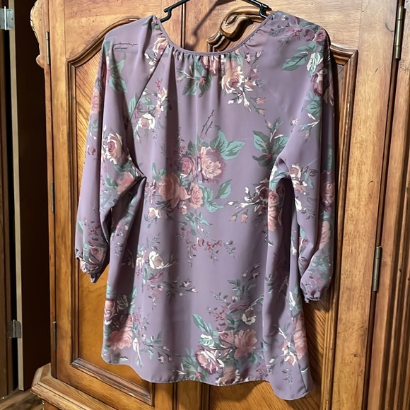 🌸 Chaps Blouse (purple) - Picture 6 of 8